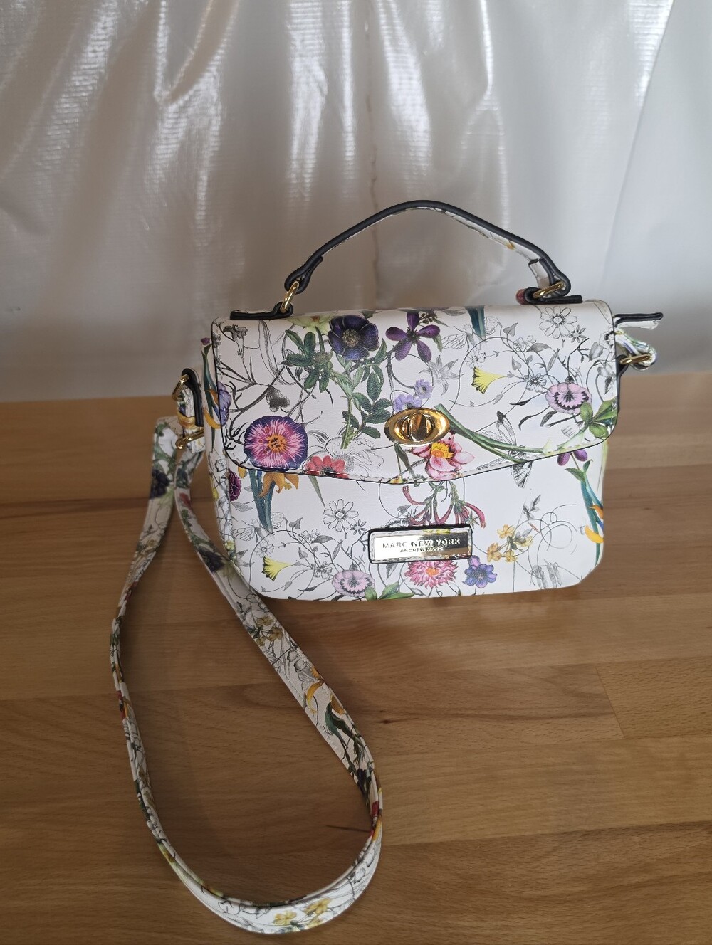 Marc New York Andrew Marc Floral Crossbody Bag White Botanical Garden Whimsical